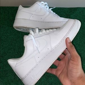 Second pair of white forces